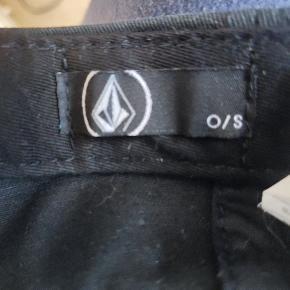 Volcom snapback black hat / cap - Picture 5 of 7